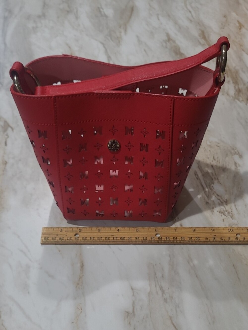 Metrocity Bucket Bag - Picture 4 of 13